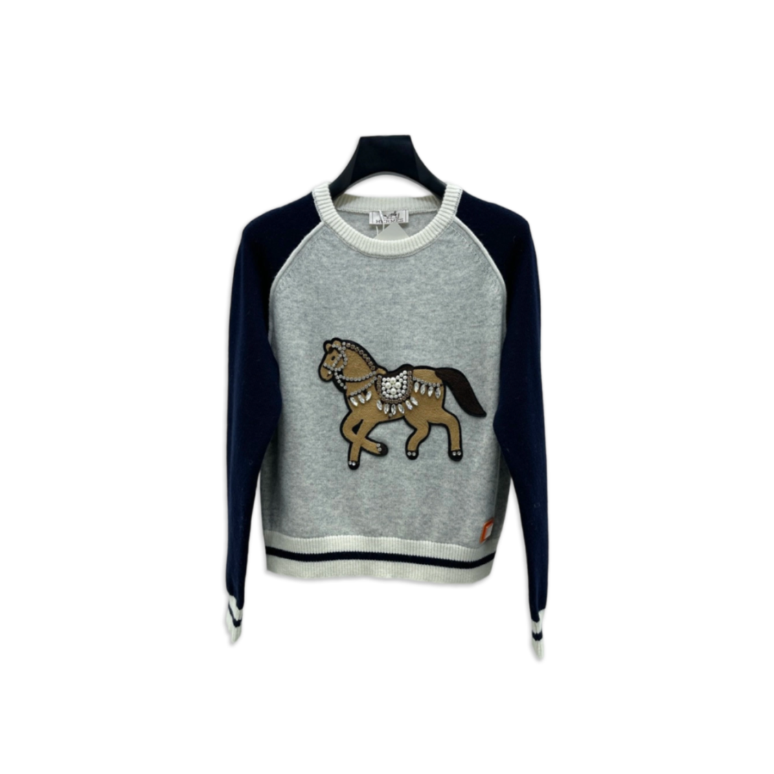 H**me5 raglan sweater